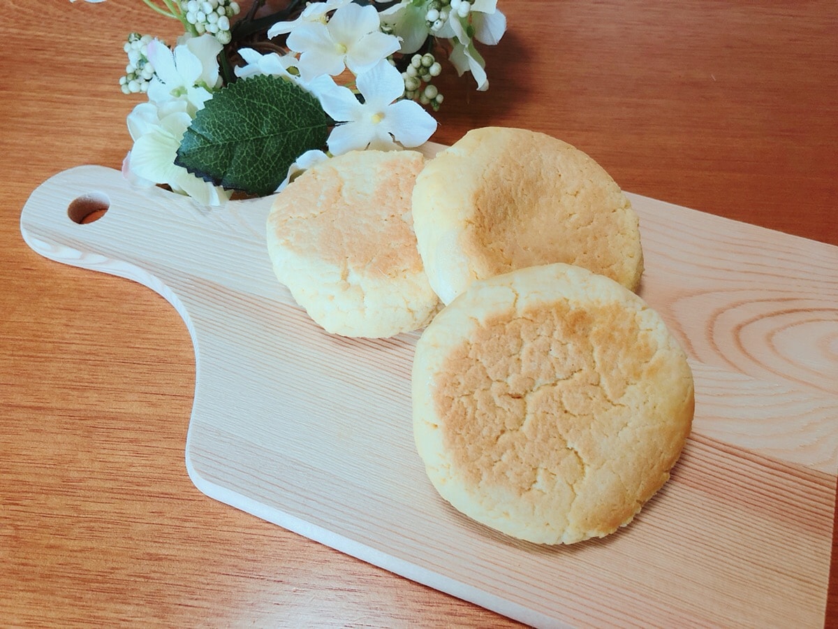 フライパンで簡単チーズおからパン♪小麦粉不使用！おからパウダーレシピ｜管理栄養士namiのレシピブログ