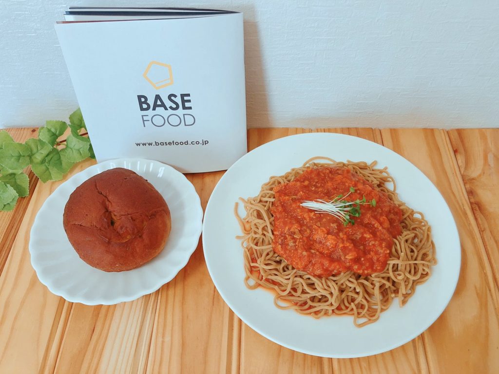 ベースフード ベースヌードル ベースブレッド パン BASEBREAD 麺BASENOODL 味 口コミ