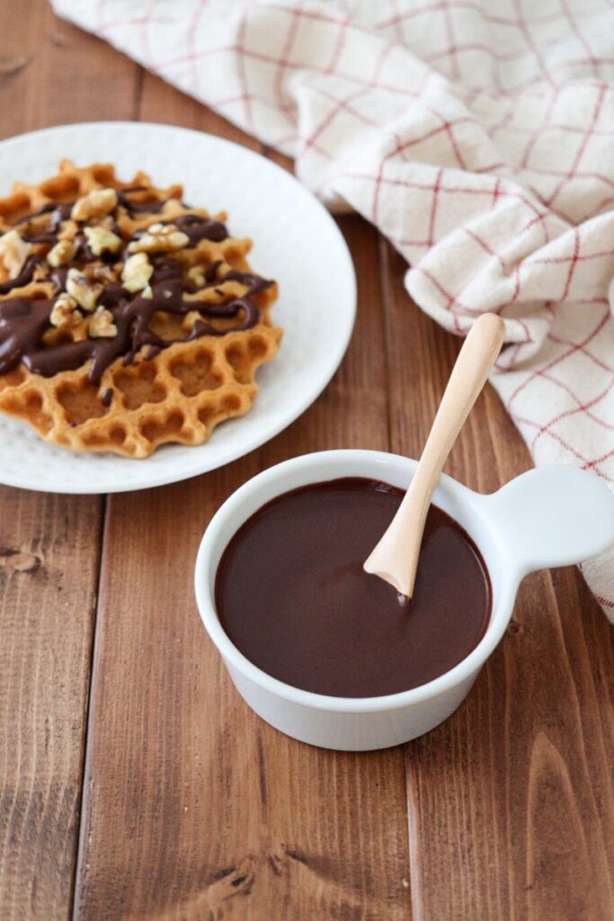 チョコレートなし　チョコレートソース　ココアパウダー　簡単　レシピ