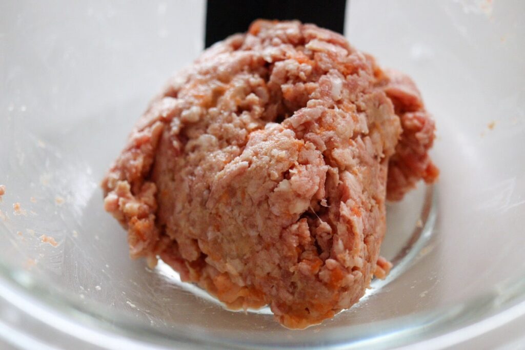 豚ひき肉　ソーセージ　ウインナー　子ども　手作り　自家製　簡単