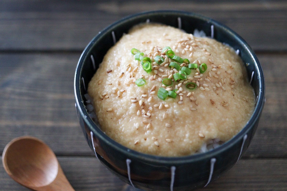 中華風とろろ丼レシピ だし汁 麺つゆなしフードプロセッサーで簡単 管理栄養士namiのレシピブログ