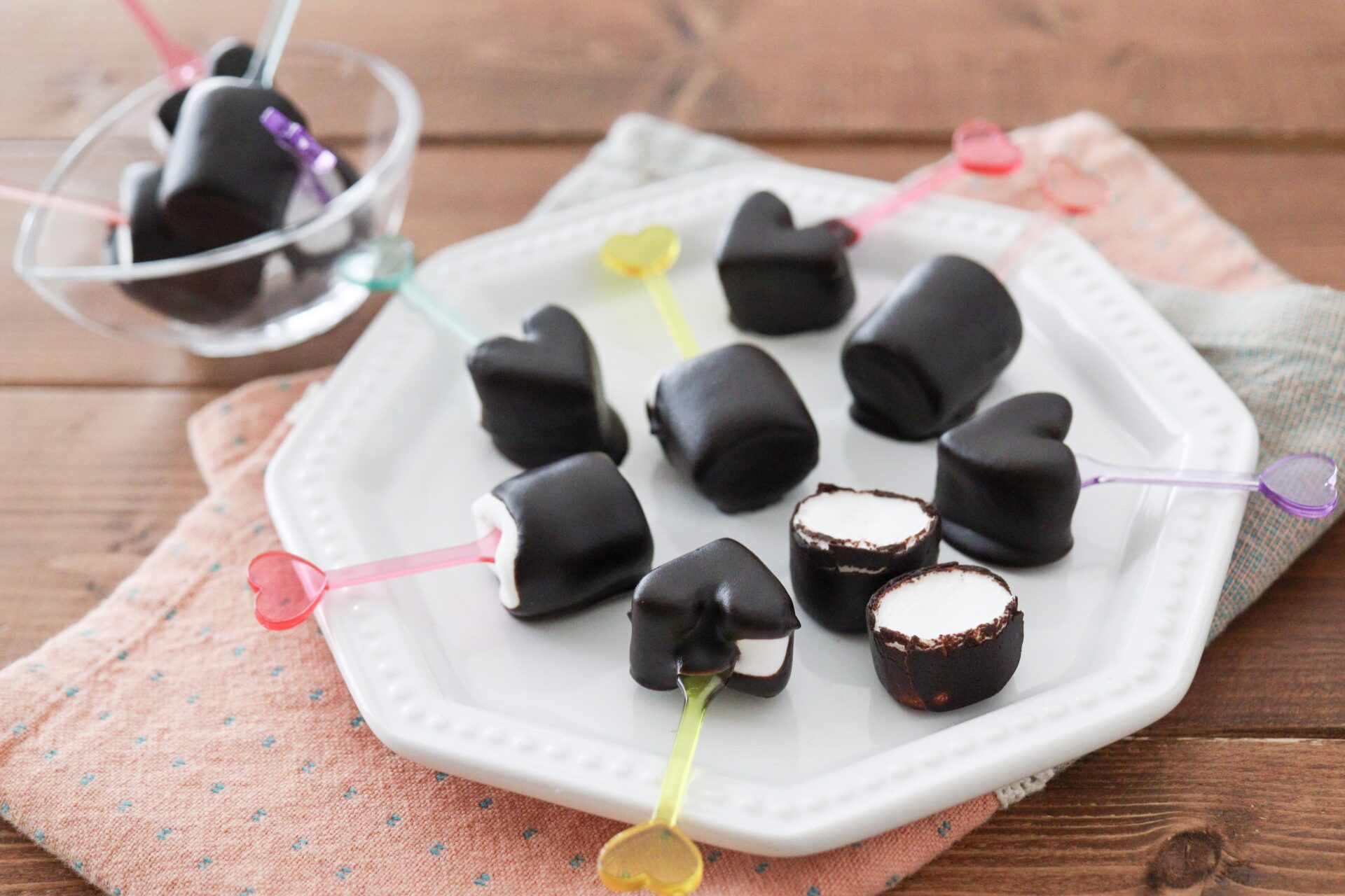チョコレートなしで簡単！ココアパウダーで作るチョコマシュマロレシピ 